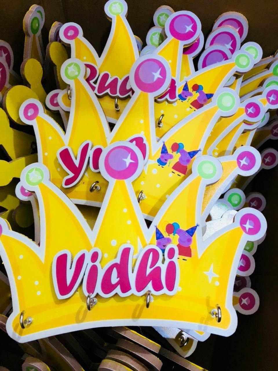 Customised name plates cum keyholders