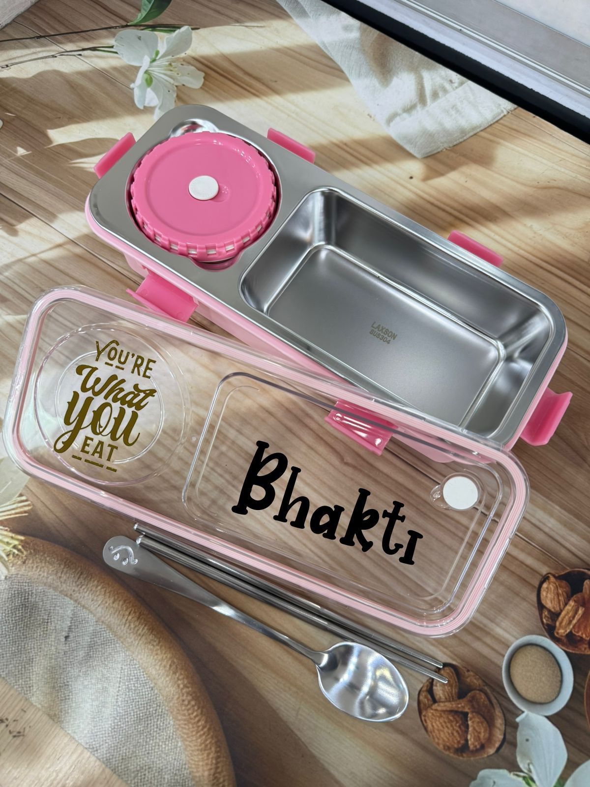 2 grid customised lunch box