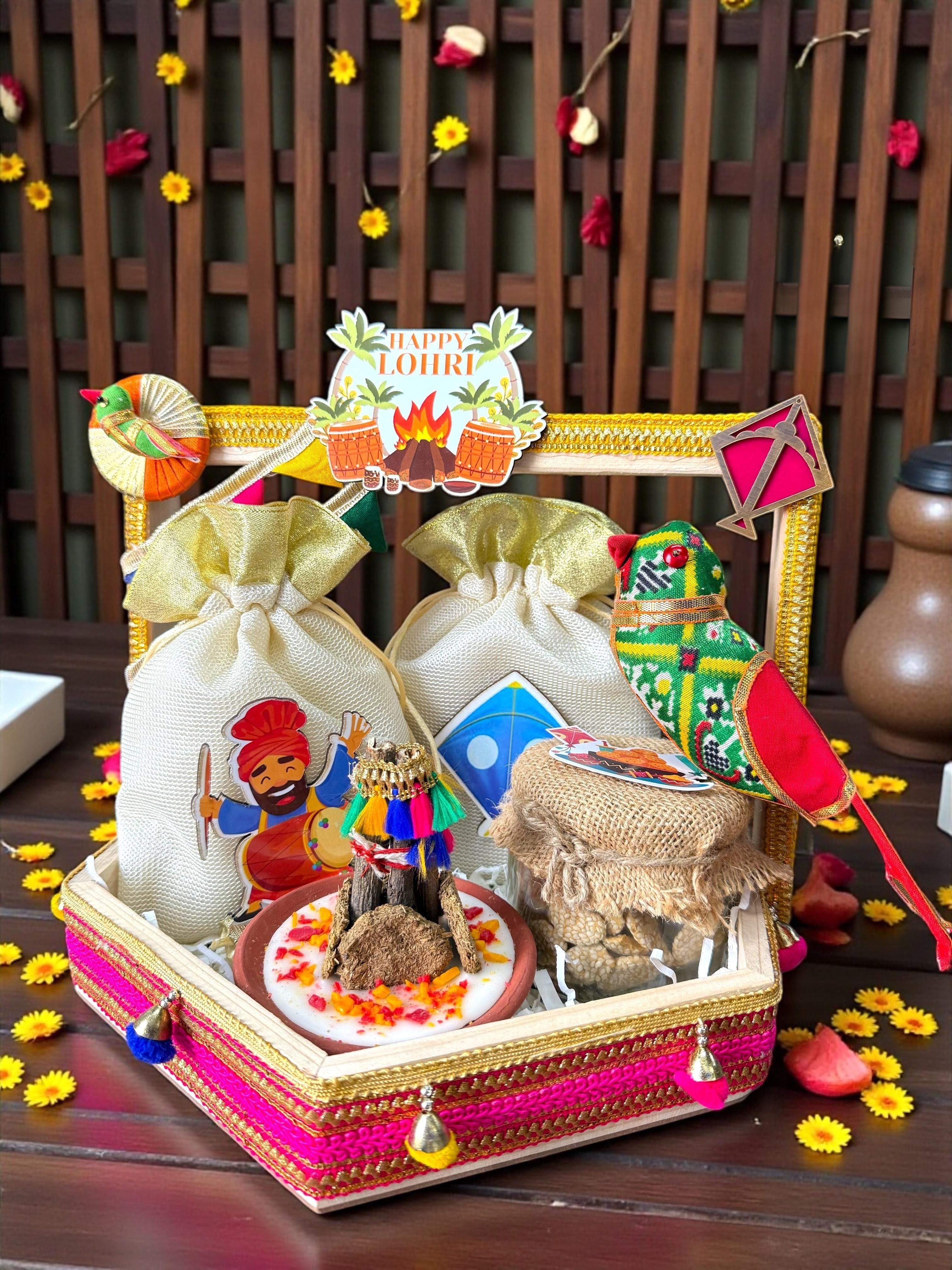 Lohri Hexagon Tray Hamper