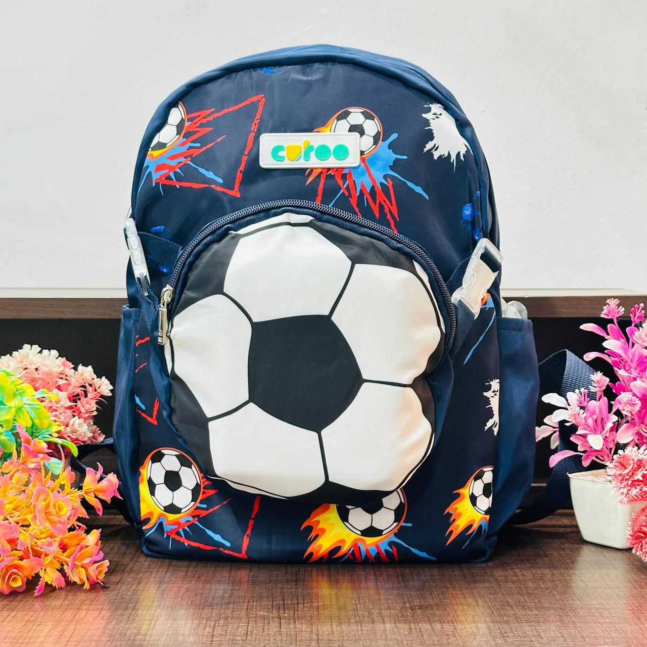 Cute picnic bag with detachable sling bag